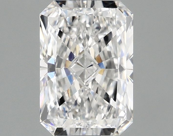 1.04 ct. radiant Lab Grown Diamond front image