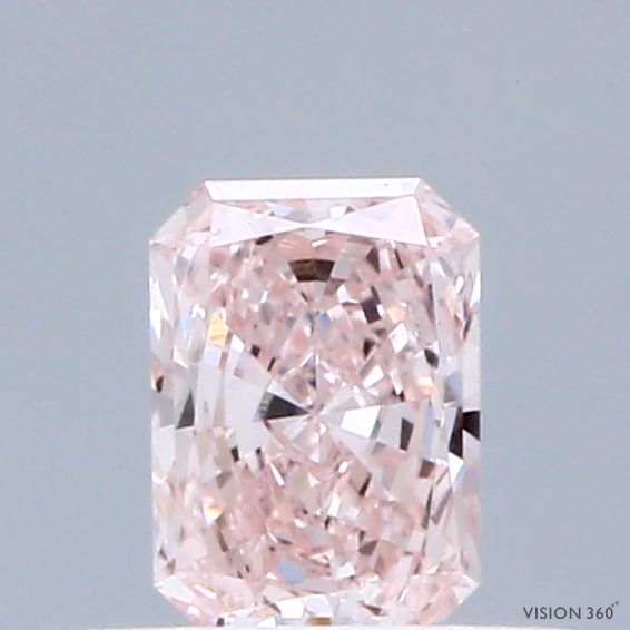 0.32 ct Radiant diamond