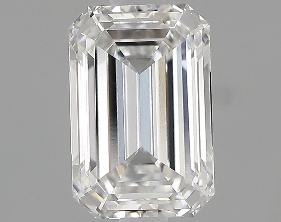 1.35 ct. emerald Lab Grown Diamond front image