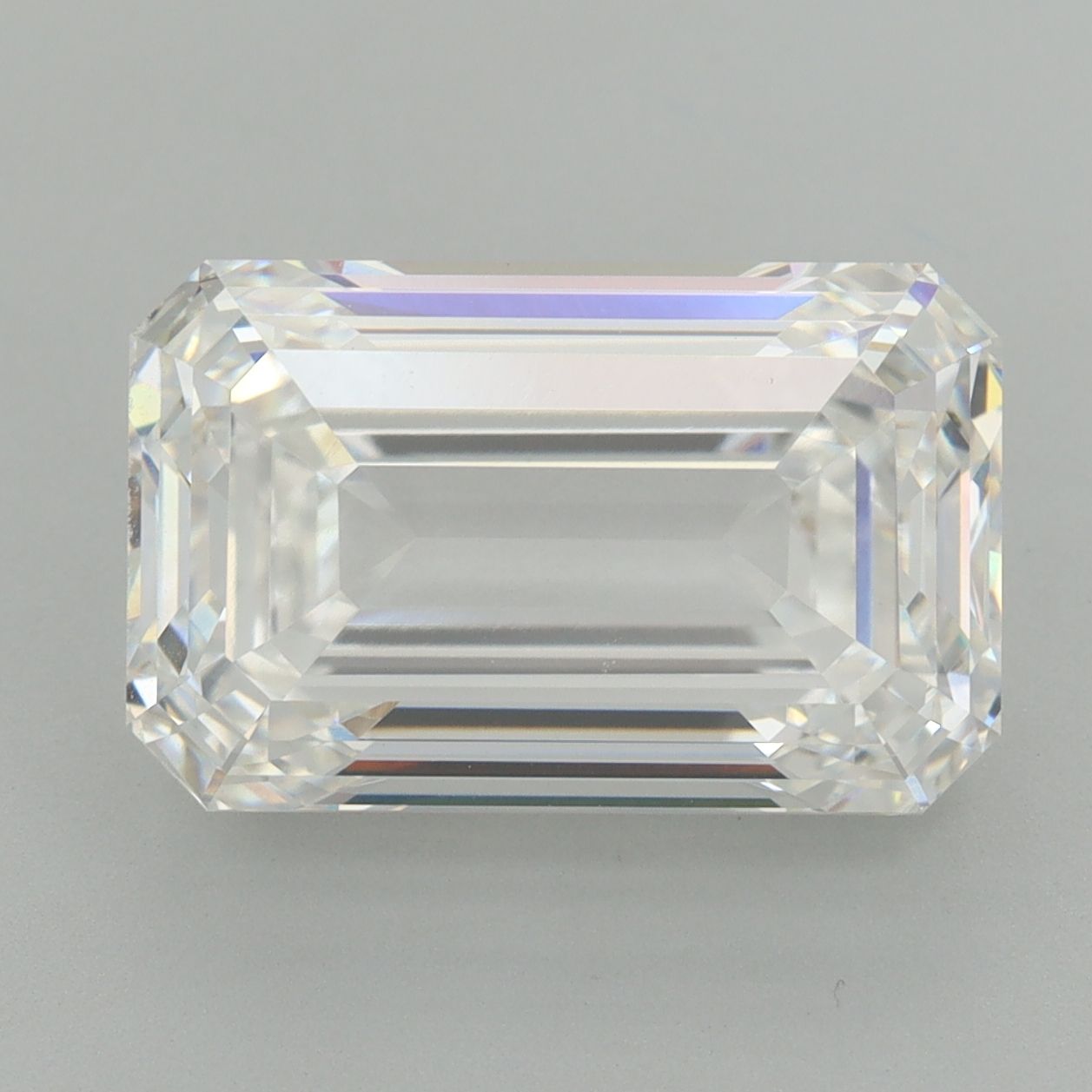 Diament LG szmaragdowy, 8 ct, F, VS1