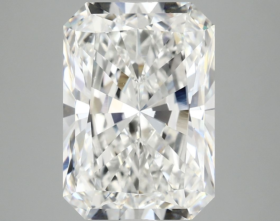5.07 ct. radiant Lab Grown Diamond front image
