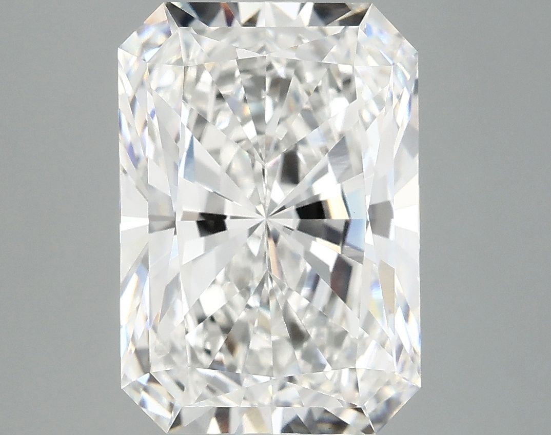 4.98 ct. radiant Lab Grown Diamond front image