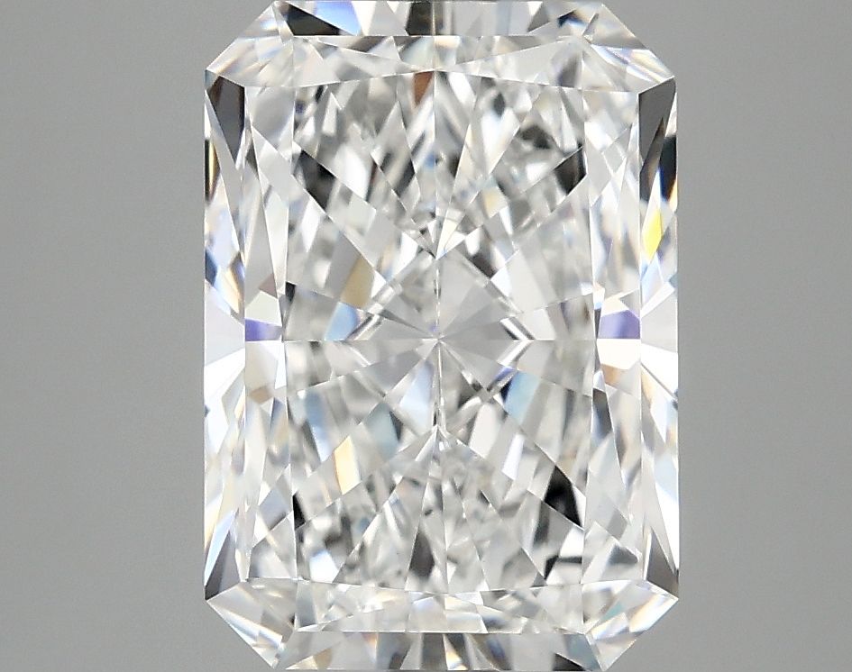 3.93 ct. radiant Lab Grown Diamond front image