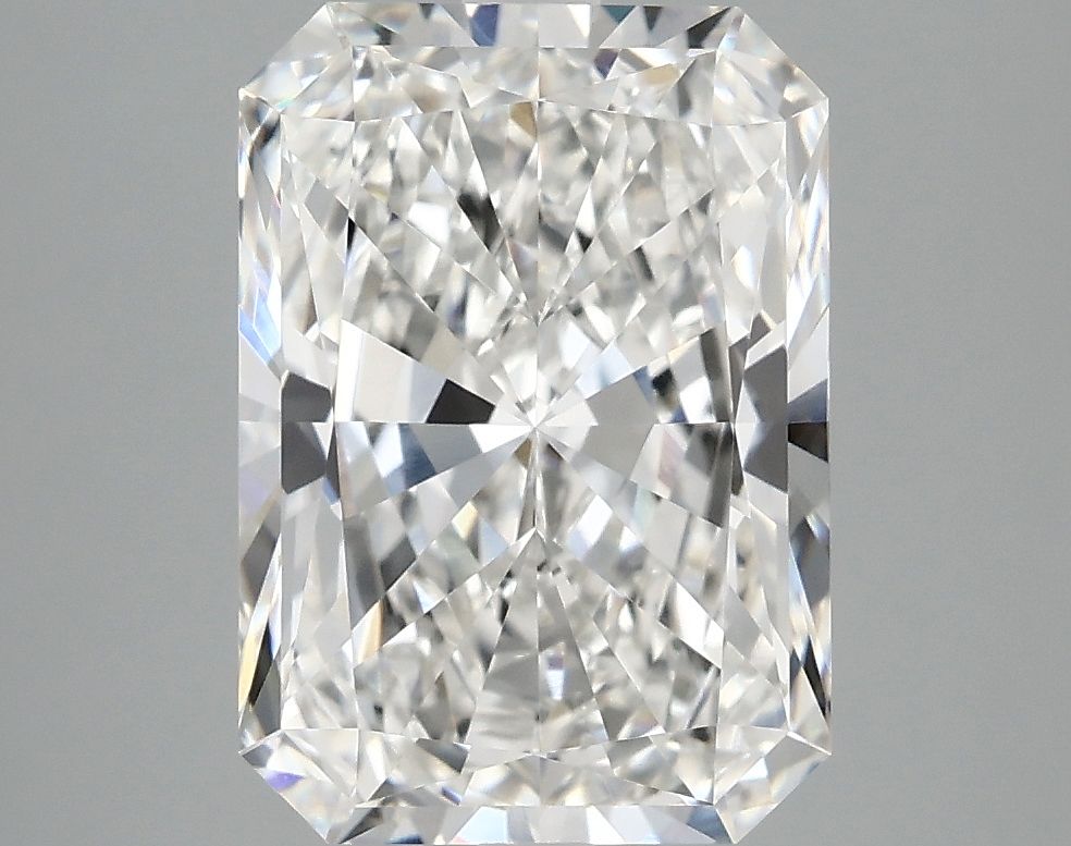 3.95 ct. radiant Lab Grown Diamond front image
