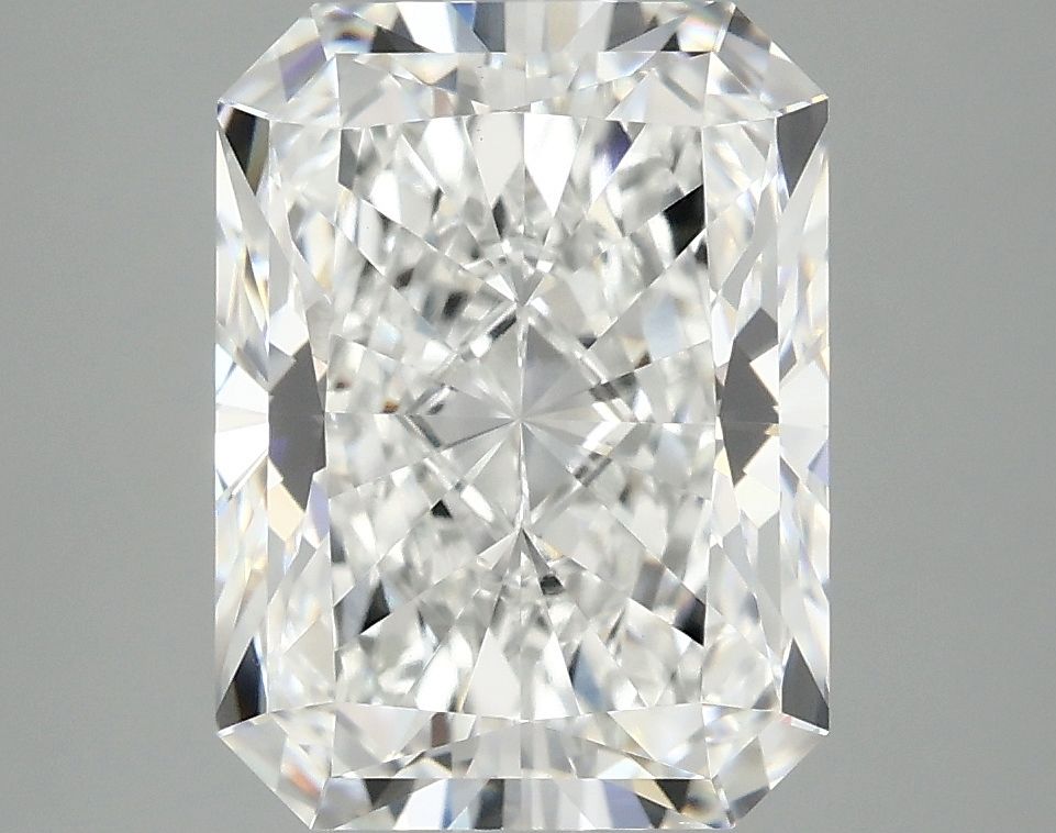 4.24 ct. radiant Lab Grown Diamond front image