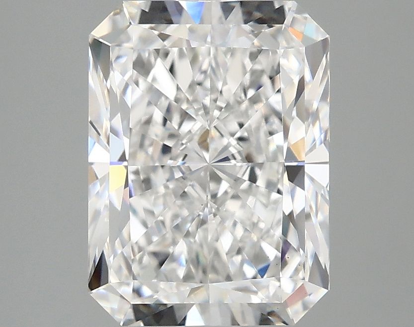 2.59 ct. radiant Lab Grown Diamond front image