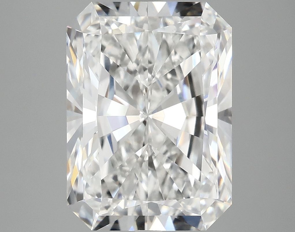 4.84 ct. radiant Lab Grown Diamond front image