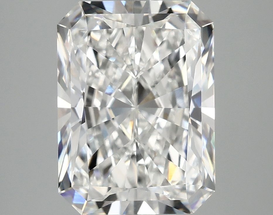 4.05 ct. radiant Lab Grown Diamond front image