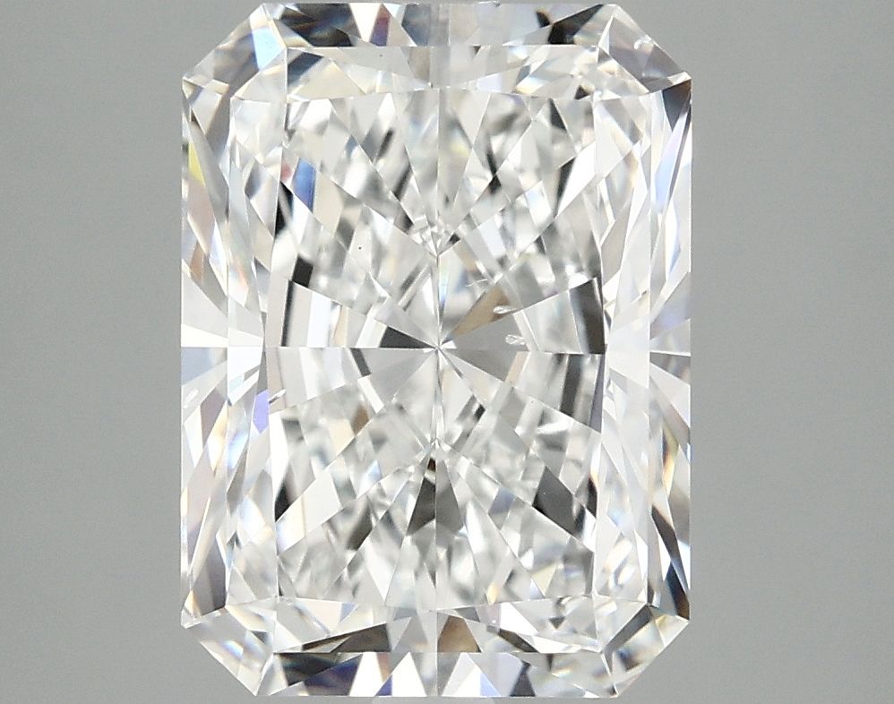 3.94 ct. radiant Lab Grown Diamond front image
