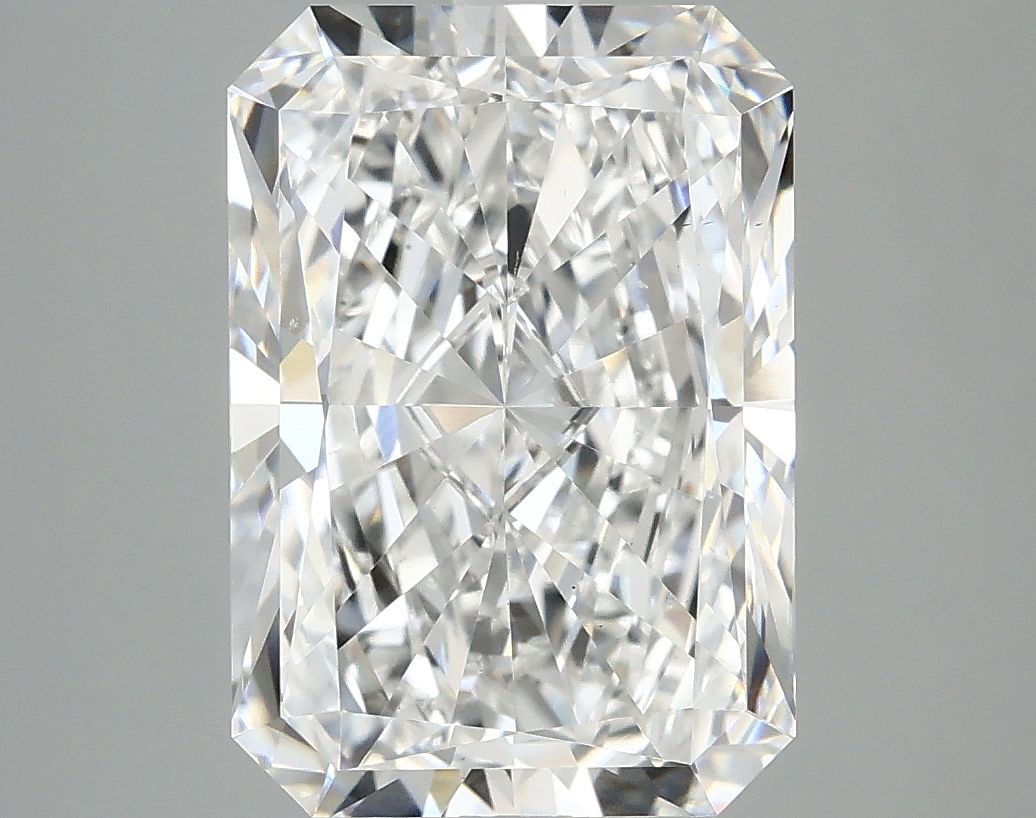 4.95 ct. radiant Lab Grown Diamond front image