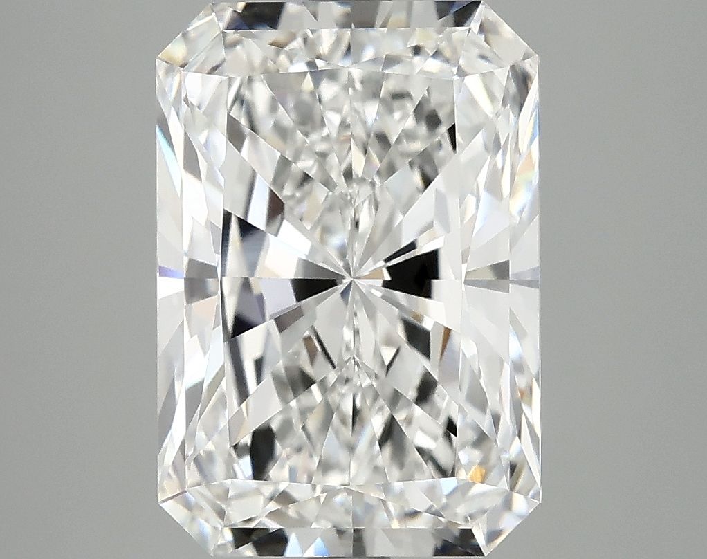 4.79 ct. radiant Lab Grown Diamond front image