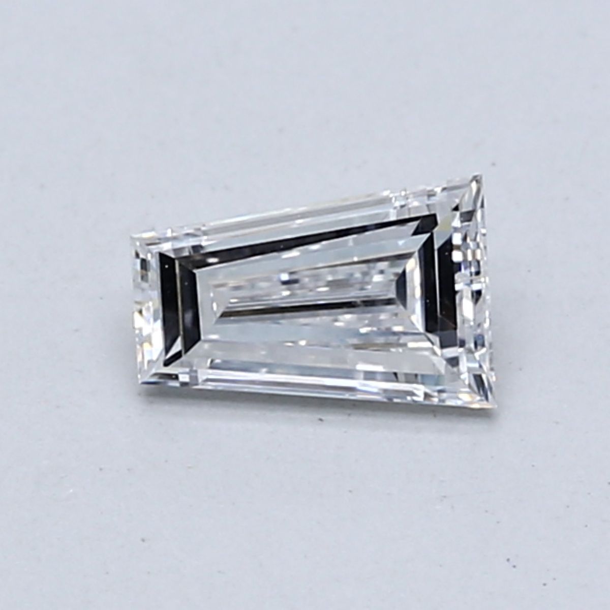 0.49ct Tapered Baguette E VS1