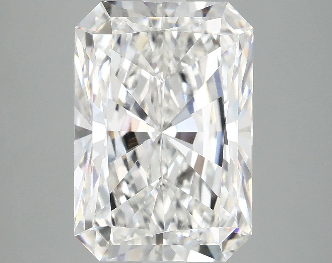 5.05 ct. radiant Lab Grown Diamond front image