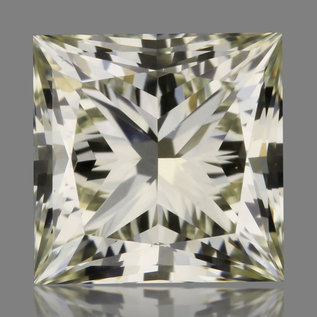 0.6 Carat Princess Diamond S-T VVS2