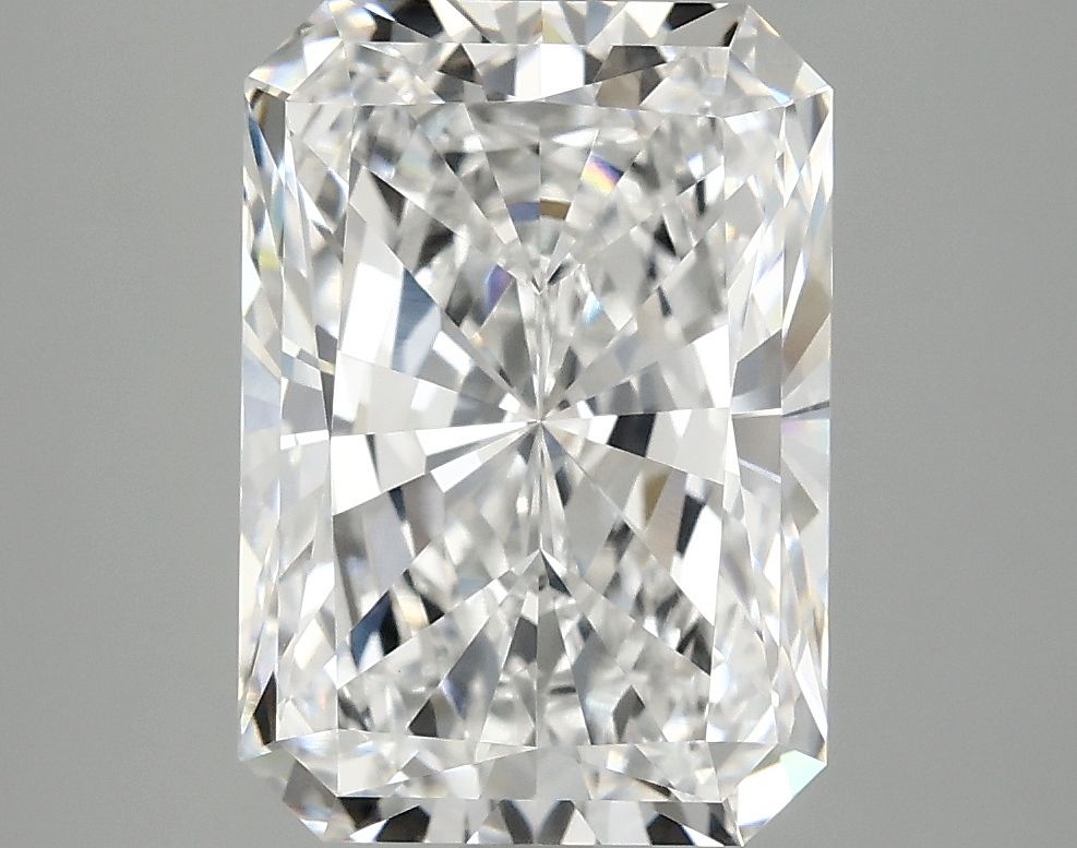 4.14 ct. radiant Lab Grown Diamond front image
