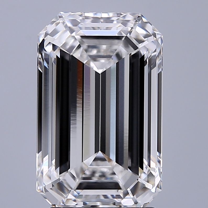 3.13 ct. emerald Lab Grown Diamond front image