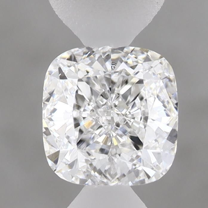 0.92 ct lab-grown Cushion modified Diamond
