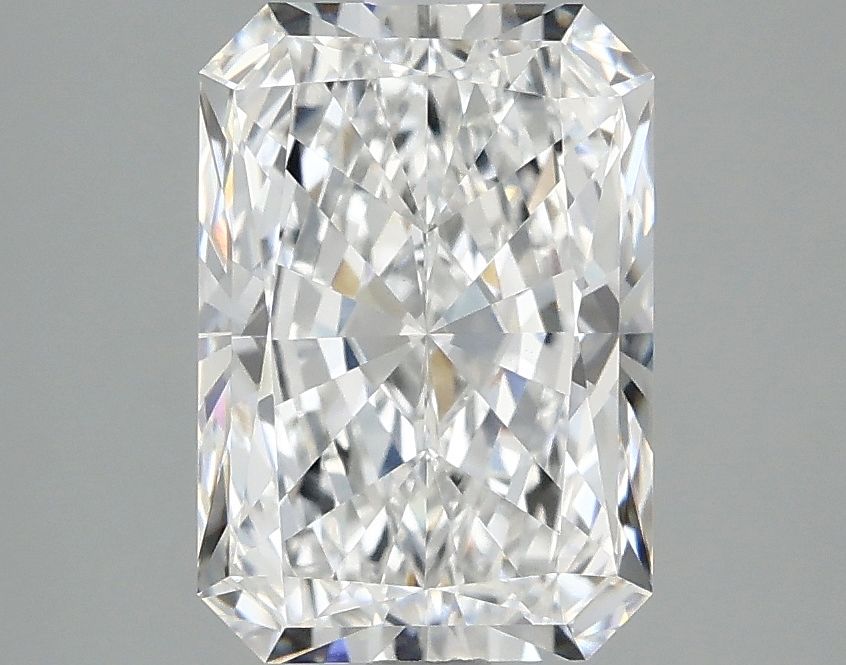 2.59 ct. radiant Lab Grown Diamond front image