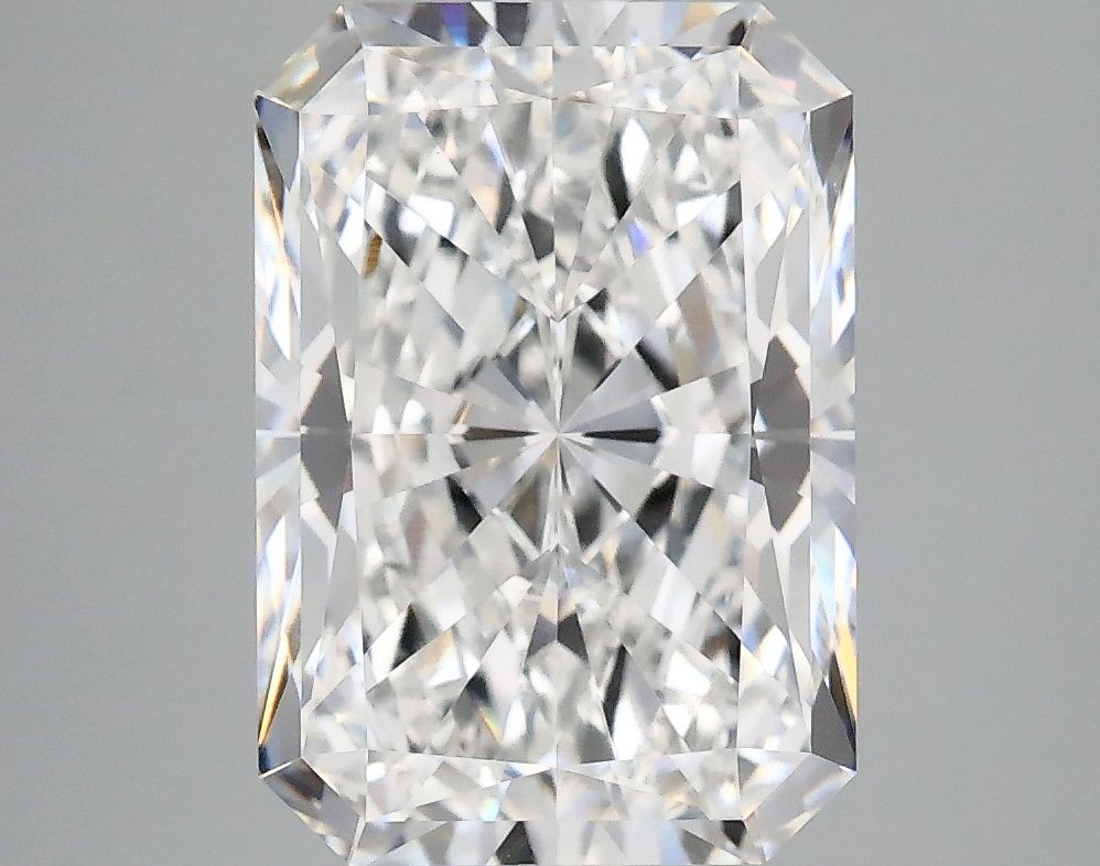 4.18 ct. radiant Lab Grown Diamond front image