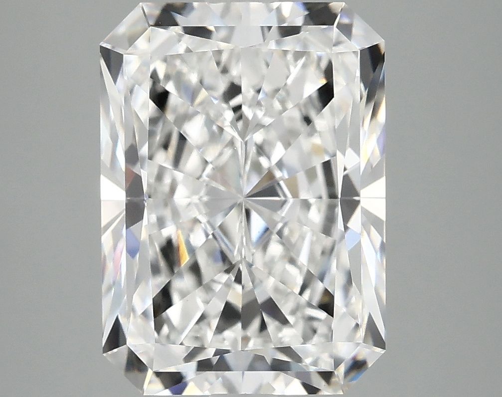 4.84 ct. radiant Lab Grown Diamond front image