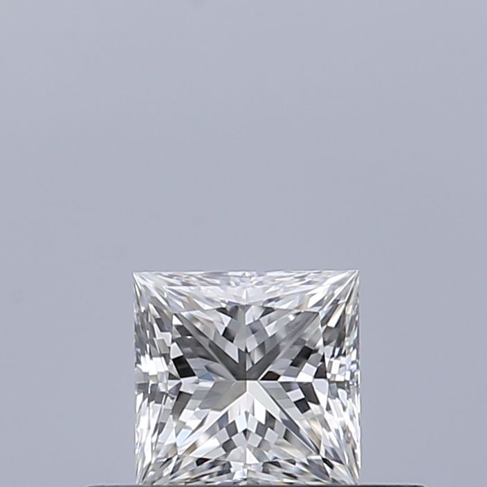 0.30 Carati F VVS2 Princess Diamante