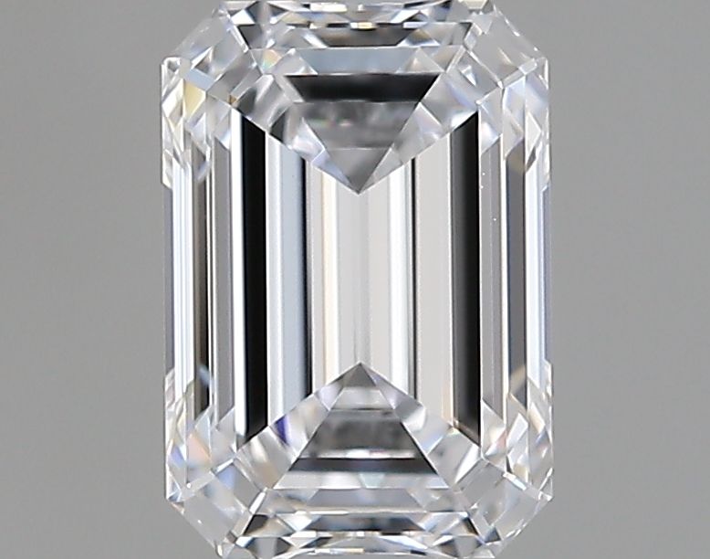1.04 ct. emerald Lab Grown Diamond front image