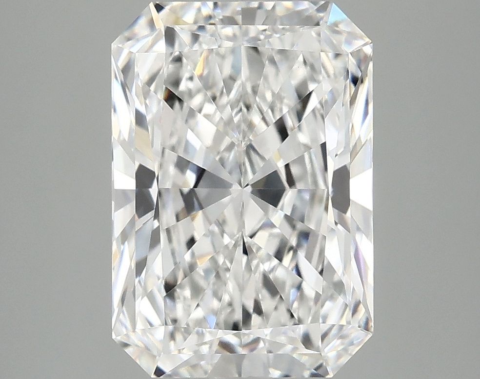 3.93 ct. radiant Lab Grown Diamond front image