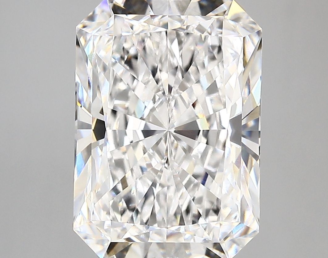 5.06 ct. radiant Lab Grown Diamond front image