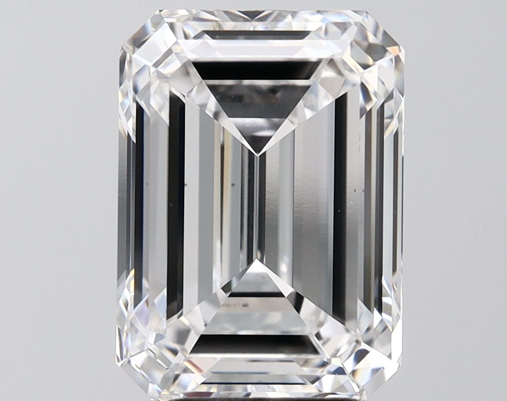 5.60 ct. emerald Lab Grown Diamond front image