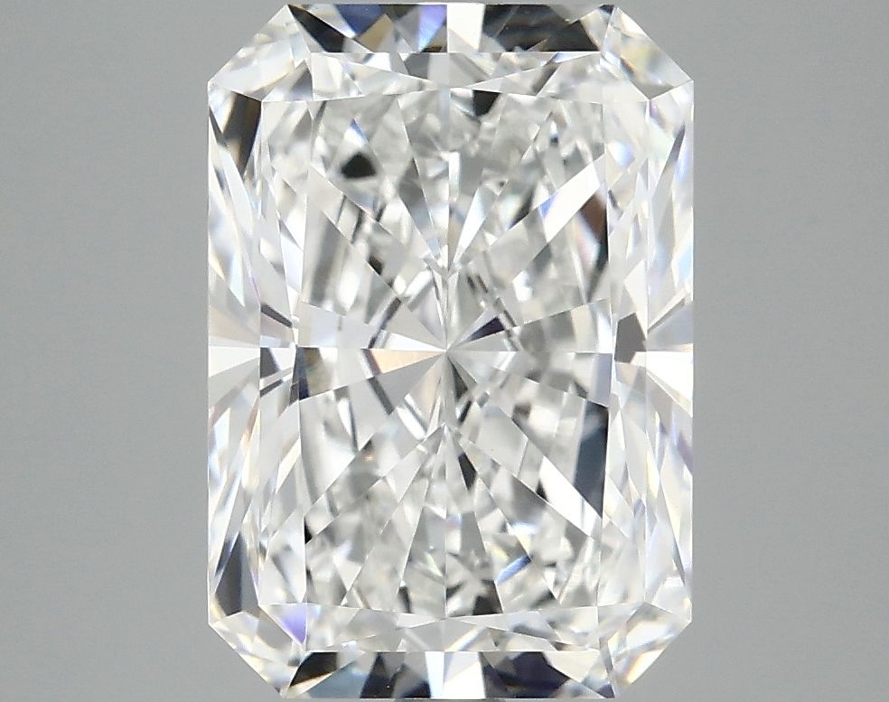 4.25 ct. radiant Lab Grown Diamond front image