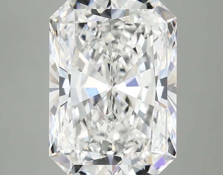4.19 ct. radiant Lab Grown Diamond front image