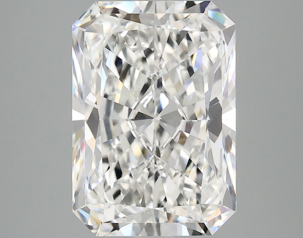 4.18 ct. radiant Lab Grown Diamond front image