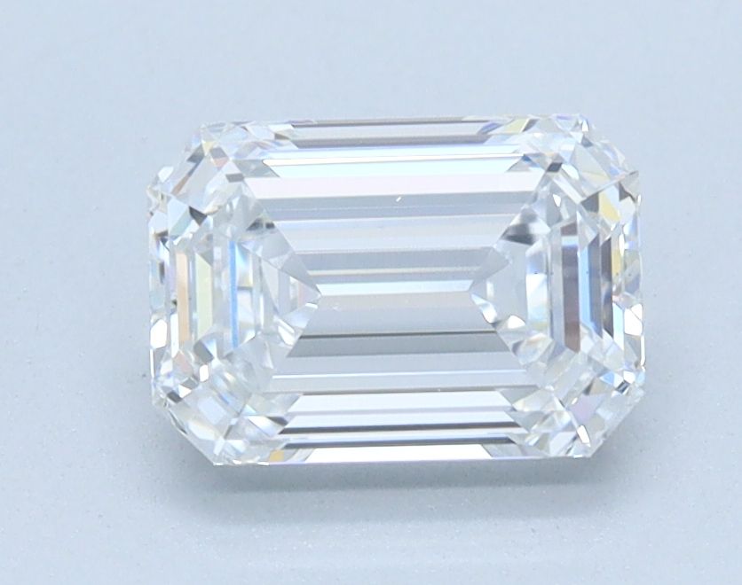 1.06 ct lab-grown Emerald Diamond