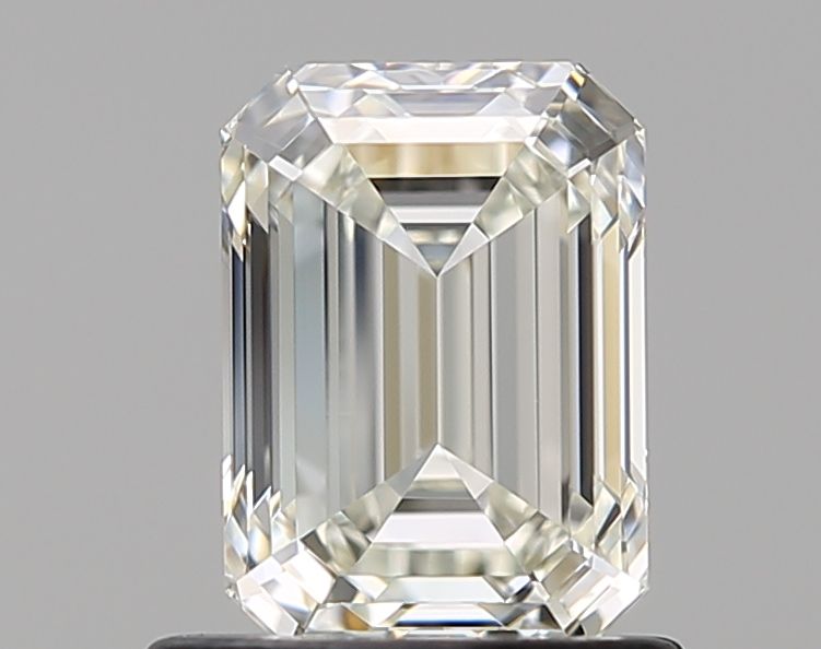 1.01 ct Emerald diamond