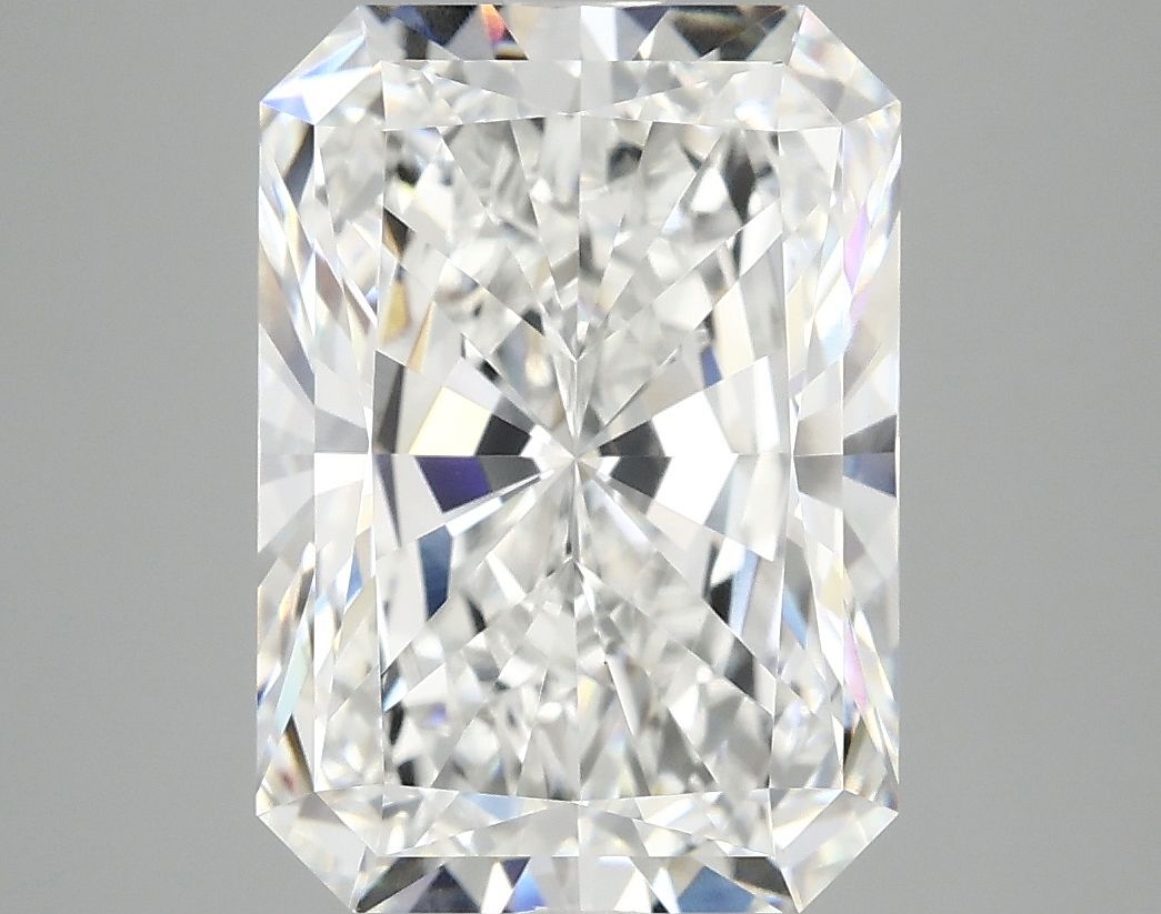 5.08 ct. radiant Lab Grown Diamond front image