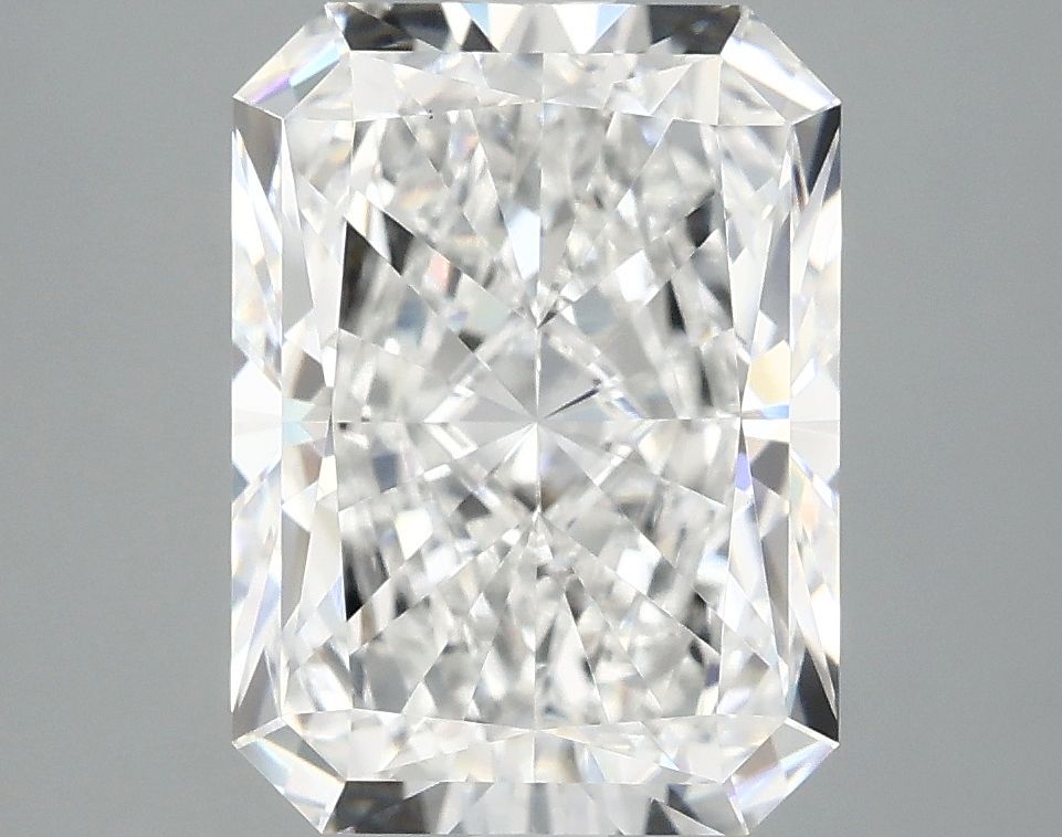 4.17 ct. radiant Lab Grown Diamond front image