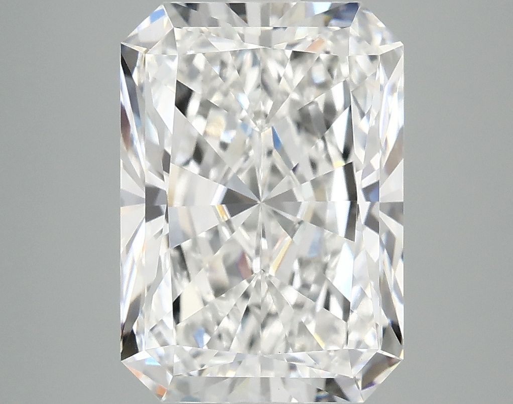 4.99 ct. radiant Lab Grown Diamond front image