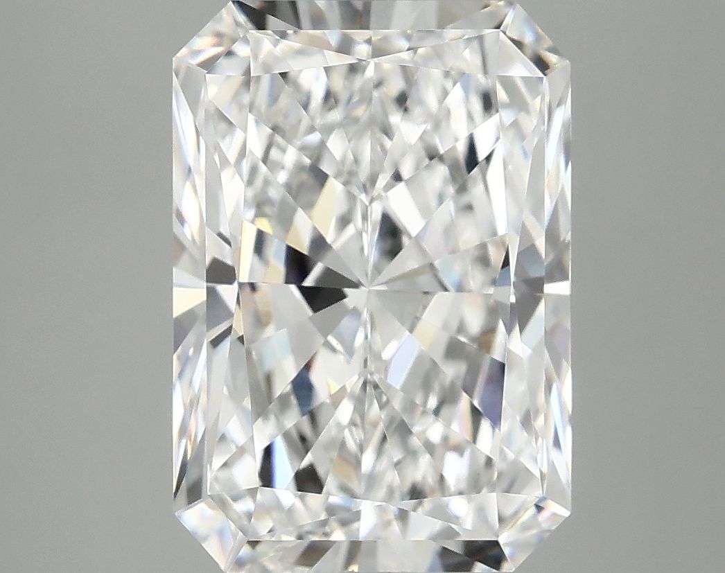 4.97 ct. radiant Lab Grown Diamond front image