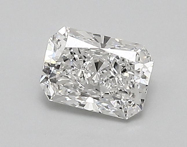 Diament LG radiant, 0.8 ct, E, VVS1