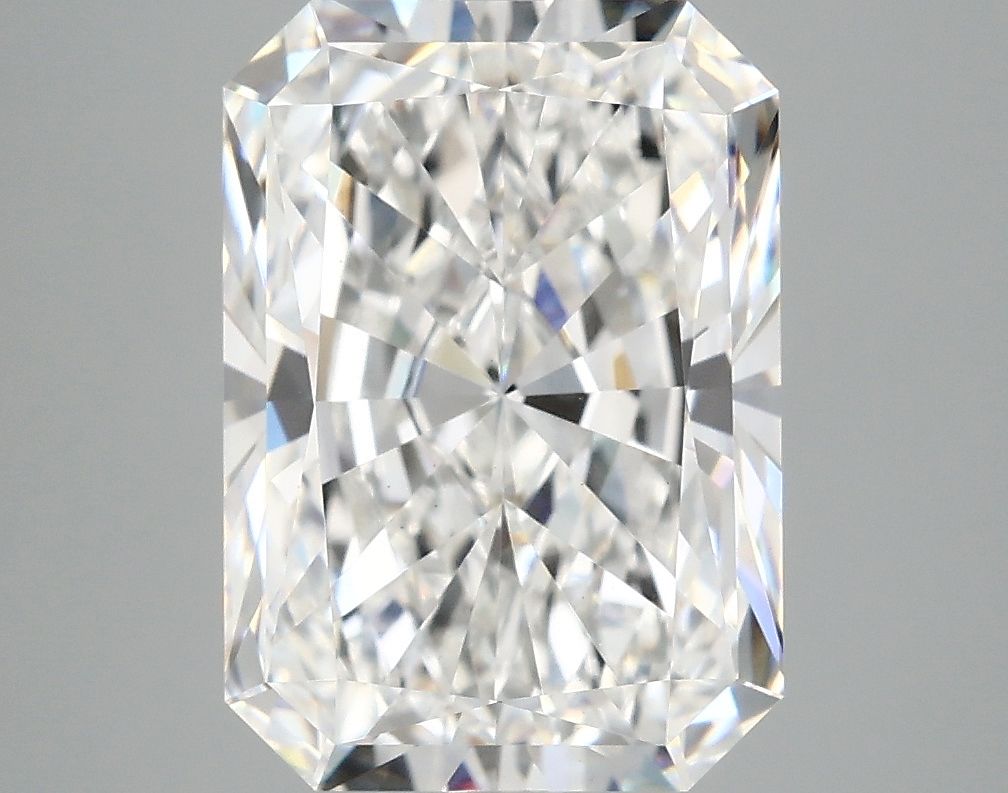 4.79 ct. radiant Lab Grown Diamond front image