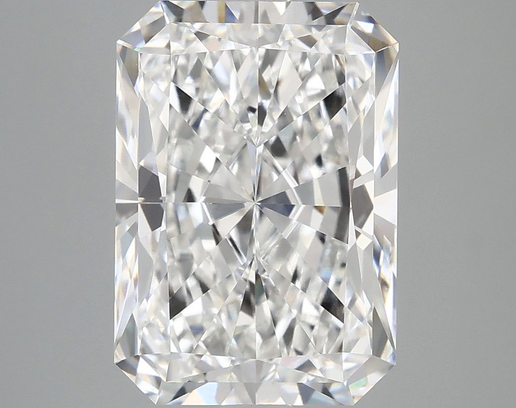 4.99 ct. radiant Lab Grown Diamond front image