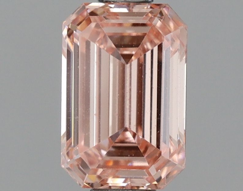 1.09 ct. emerald Lab Grown Diamond front image