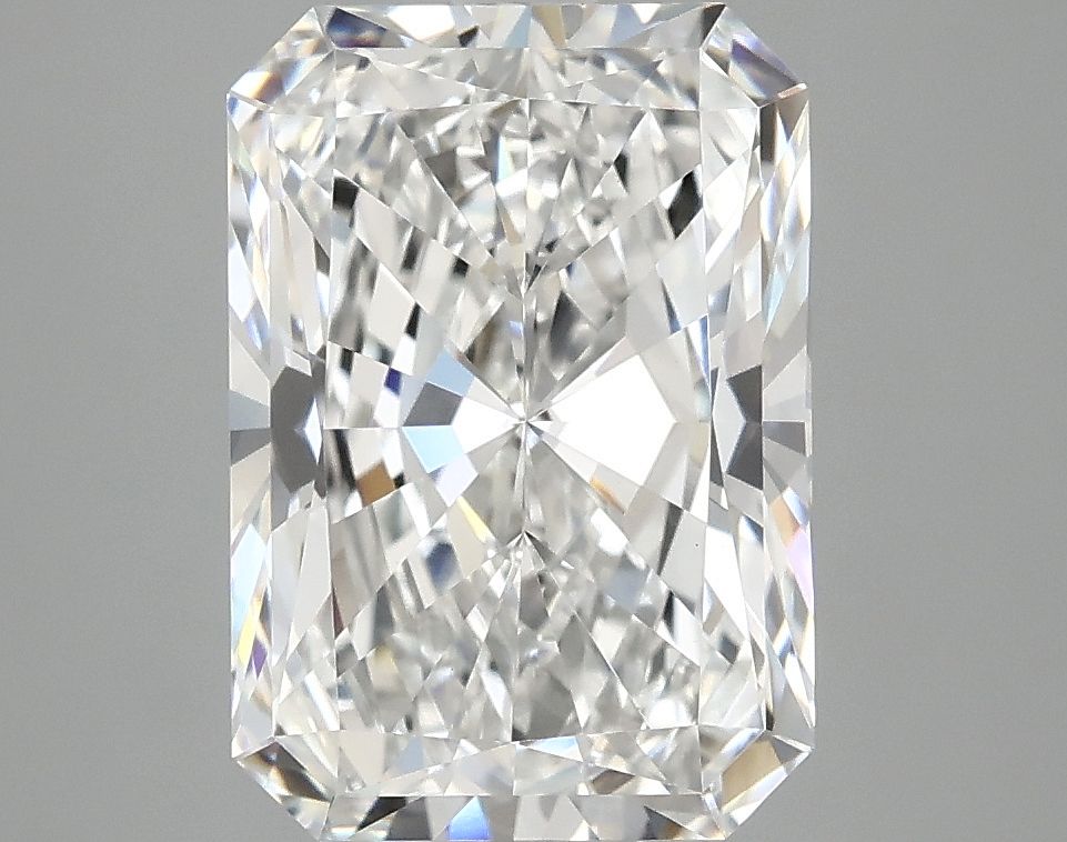 3.94 ct. radiant Lab Grown Diamond front image