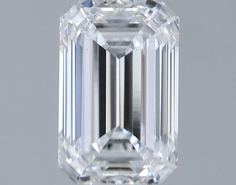1.31 ct. emerald Lab Grown Diamond front image