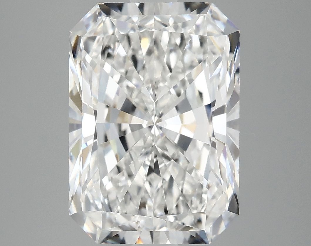 5.04 ct. radiant Lab Grown Diamond front image