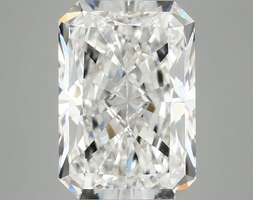 4.95 ct. radiant Lab Grown Diamond front image