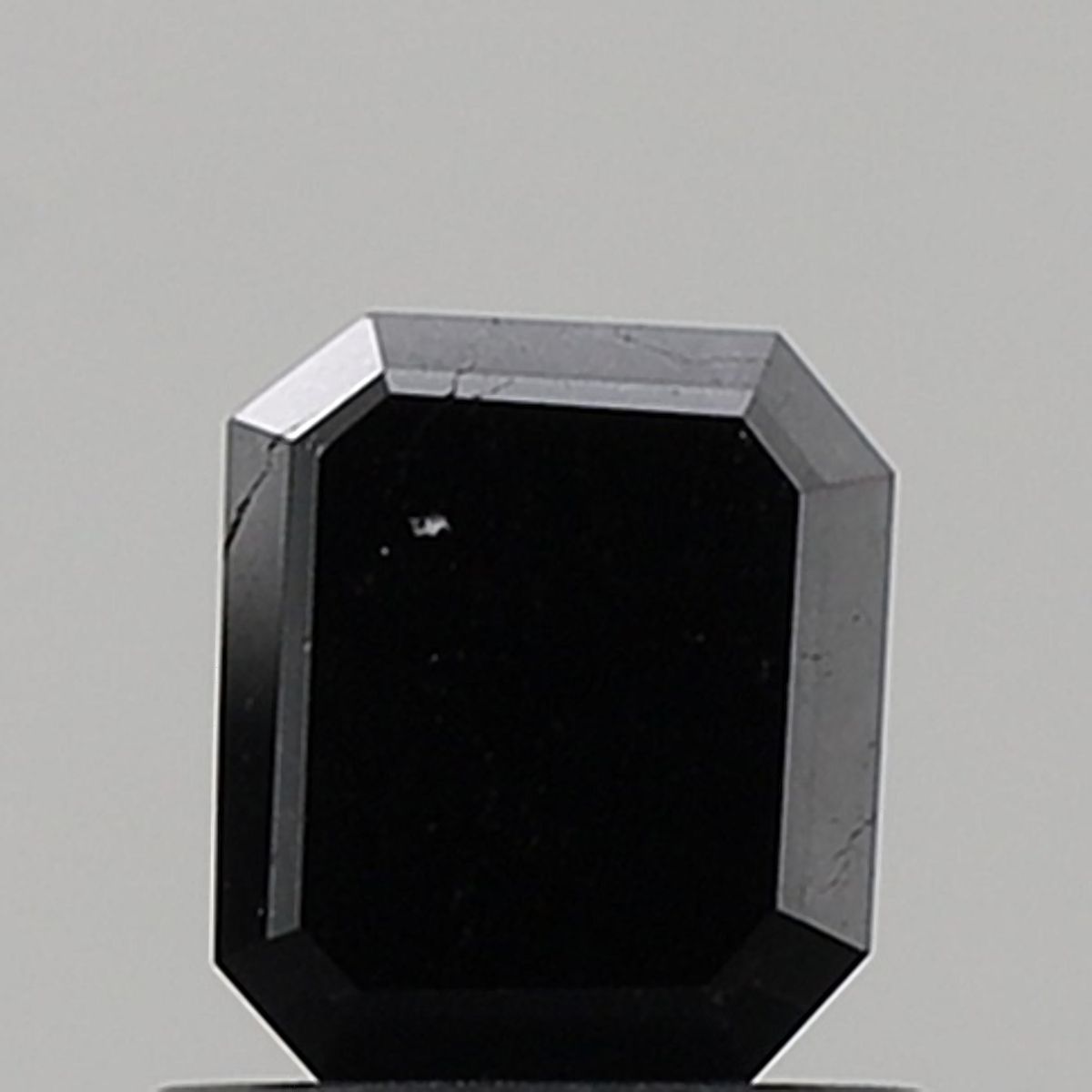 0.99 Carat Emerald Diamond Black I1