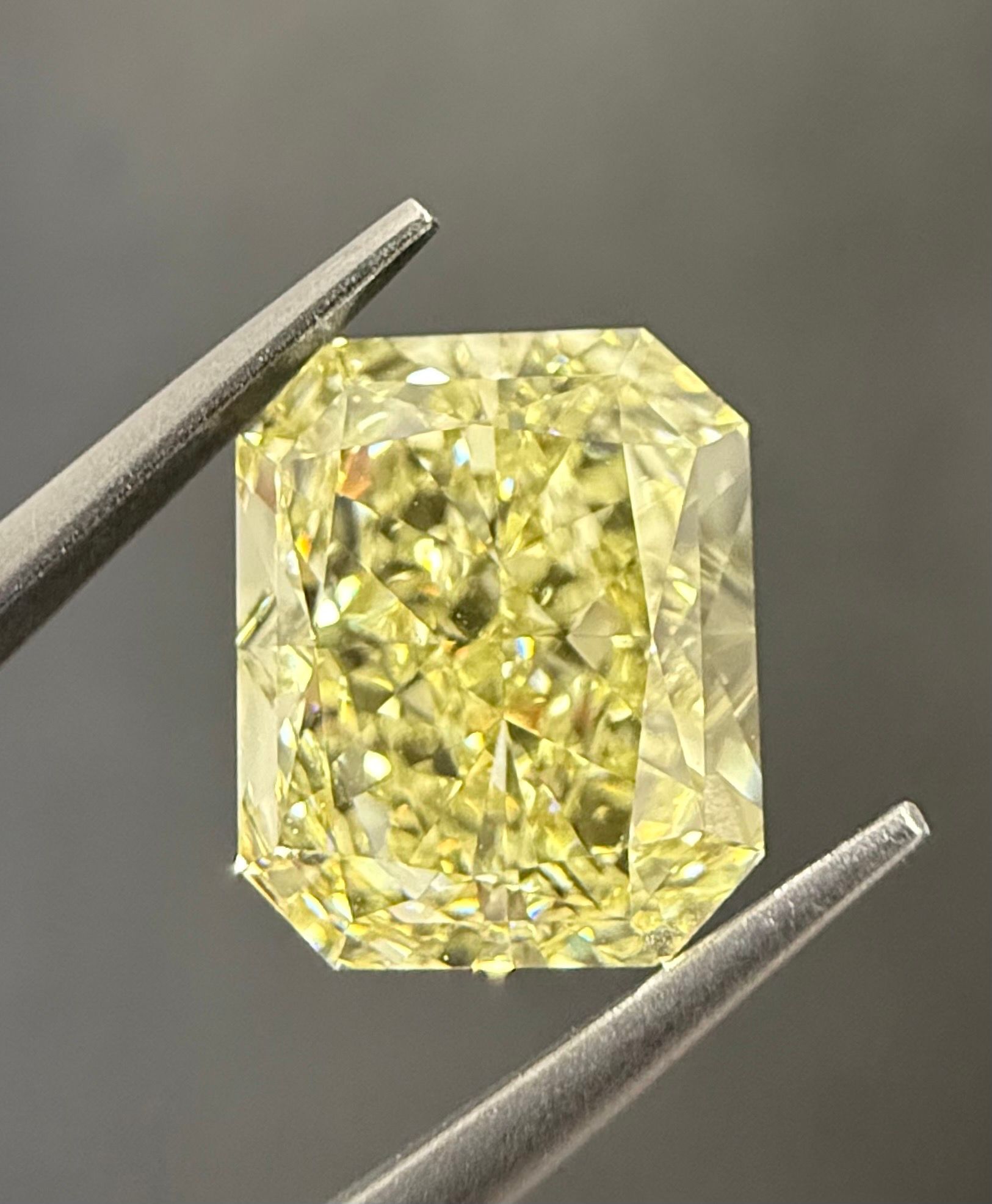 3.61 Carat Radiant Diamond Fancy Yellow VVS1