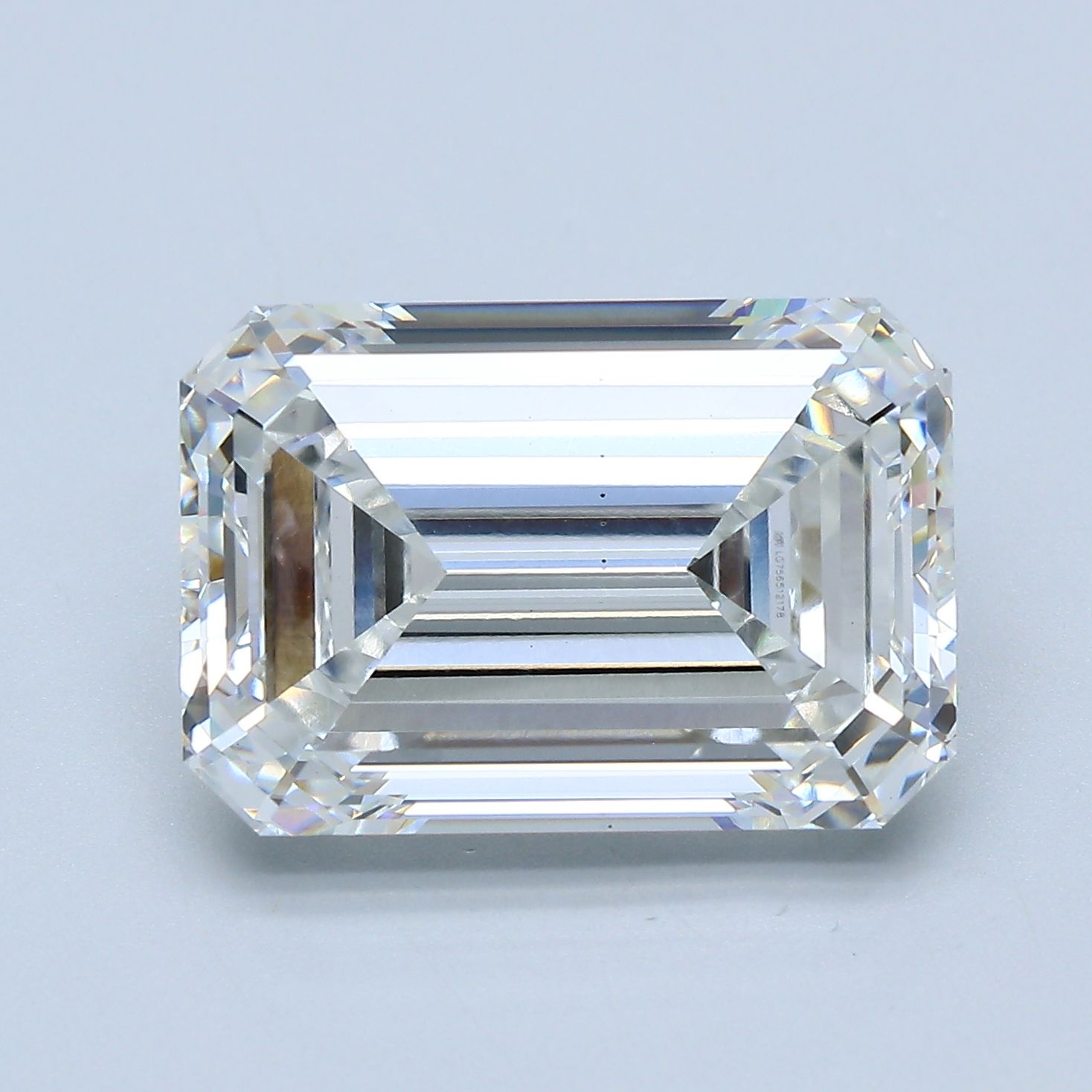 9.09 ct. emerald Lab Grown Diamond front image