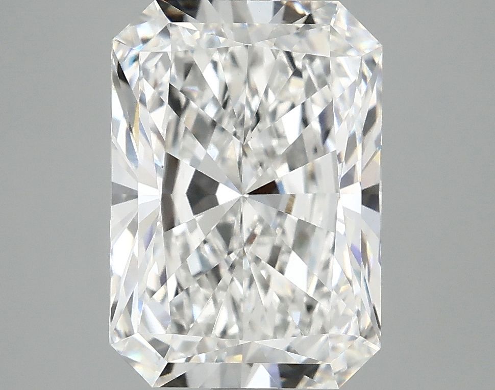 3.81 ct. radiant Lab Grown Diamond front image